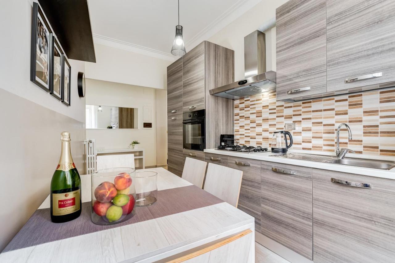 דירות רומא Bdc - Prestige 3Bdr 3Bath In Monti District מראה חיצוני תמונה